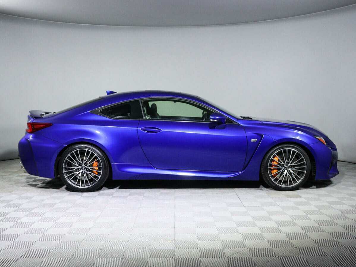 Lexus RC F с пробегом — 2016 год. Фото: #2