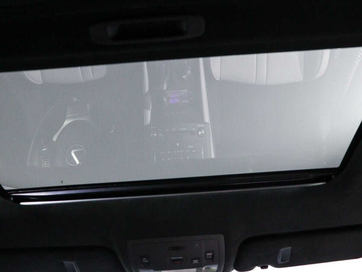 Lexus RC F с пробегом — 2016 год. Фото: #13