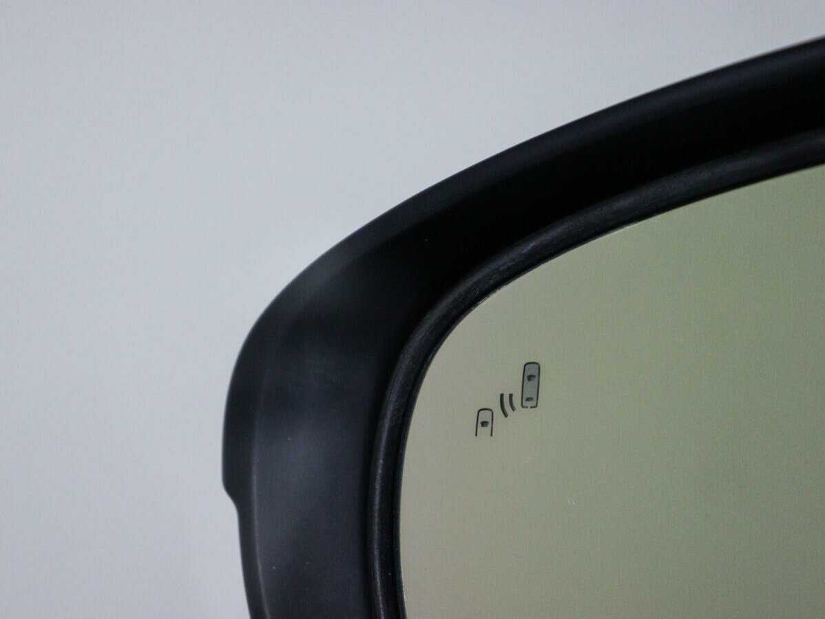 Lexus RC F с пробегом — 2016 год. Фото: #16