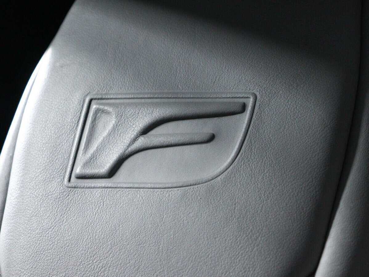 Lexus RC F с пробегом — 2016 год. Фото: #29