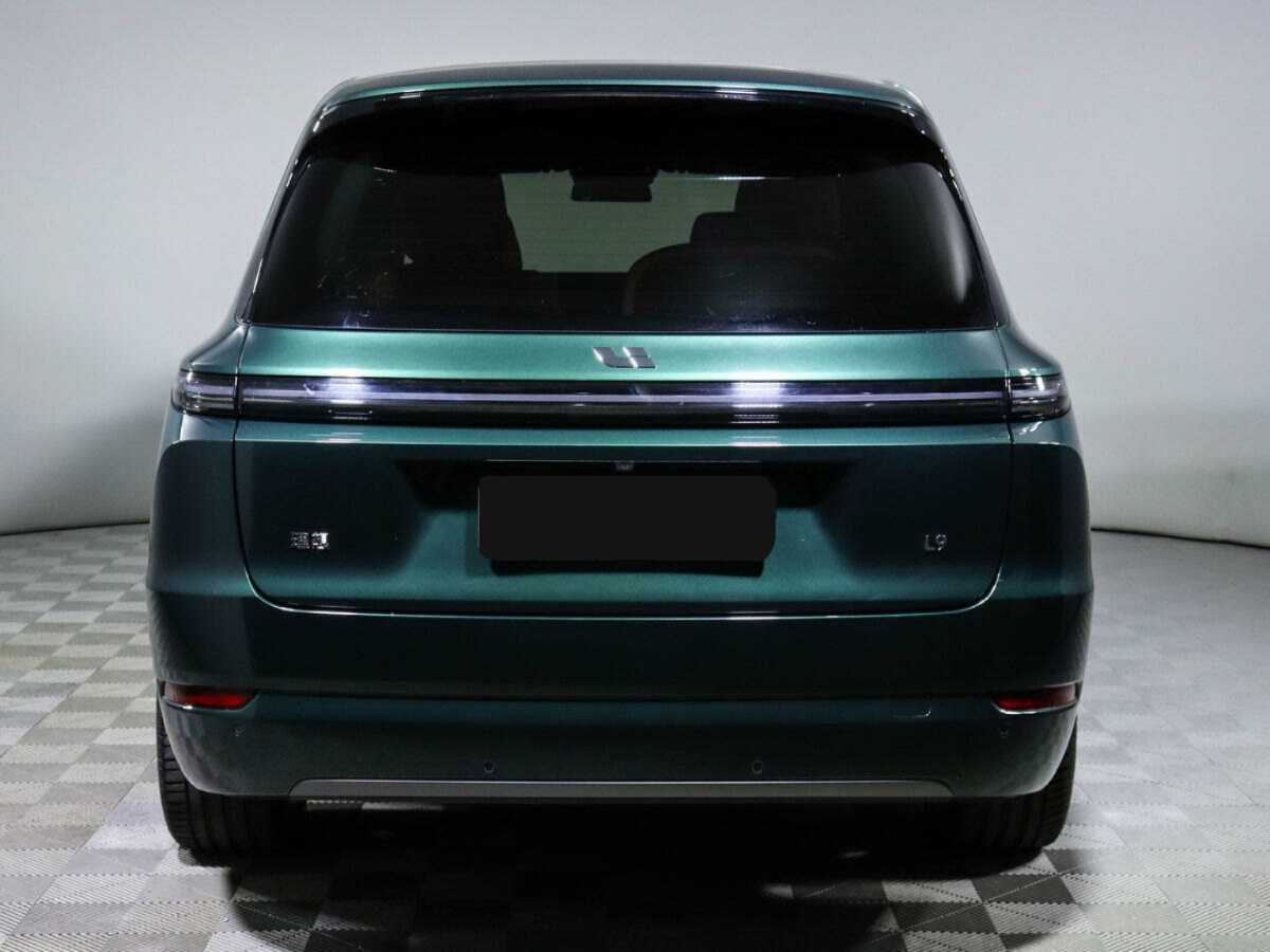 LiXiang L9 с пробегом — 2023 год. Фото: #4