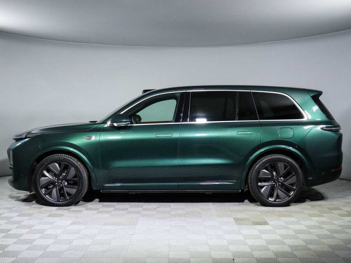 LiXiang L9 с пробегом — 2023 год. Фото: #6