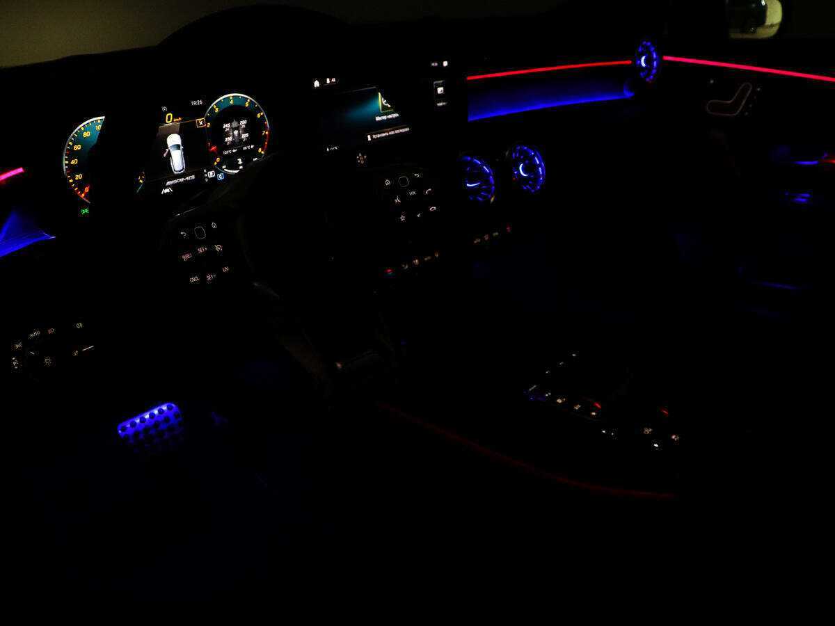 Mercedes-Benz CLA AMG с пробегом — 2019 год. Фото: #12