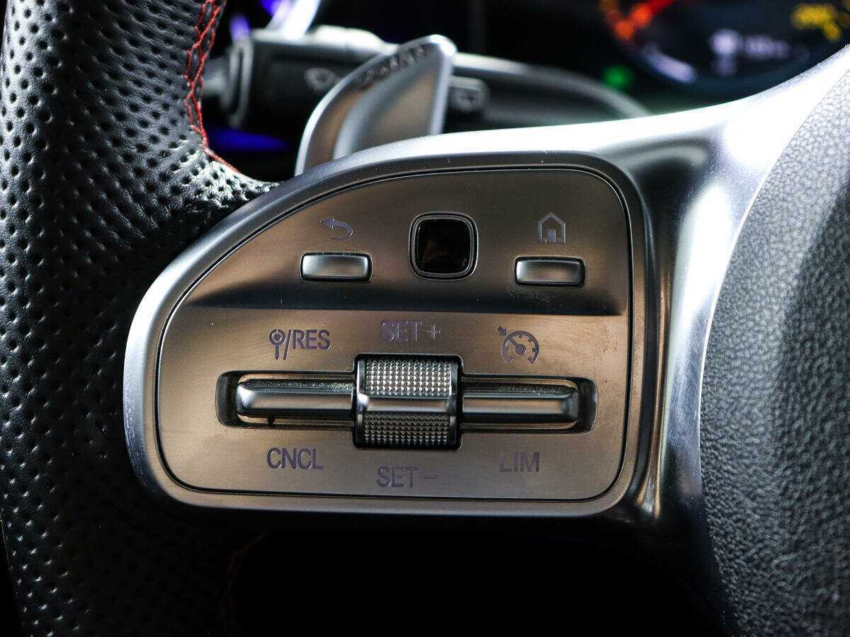 Mercedes-Benz CLA AMG с пробегом — 2019 год. Фото: #29