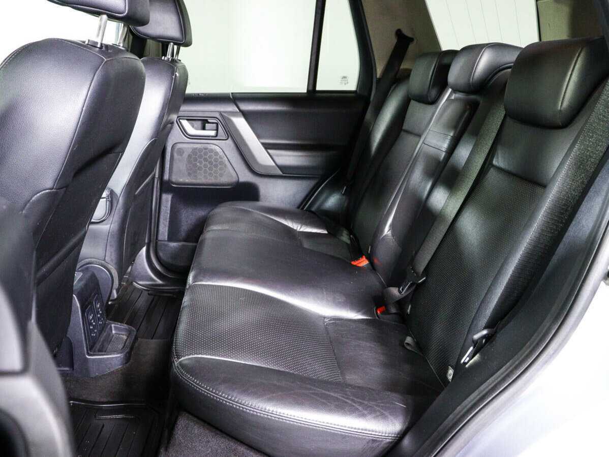 Land Rover Freelander с пробегом — 2008 год. Фото: #6