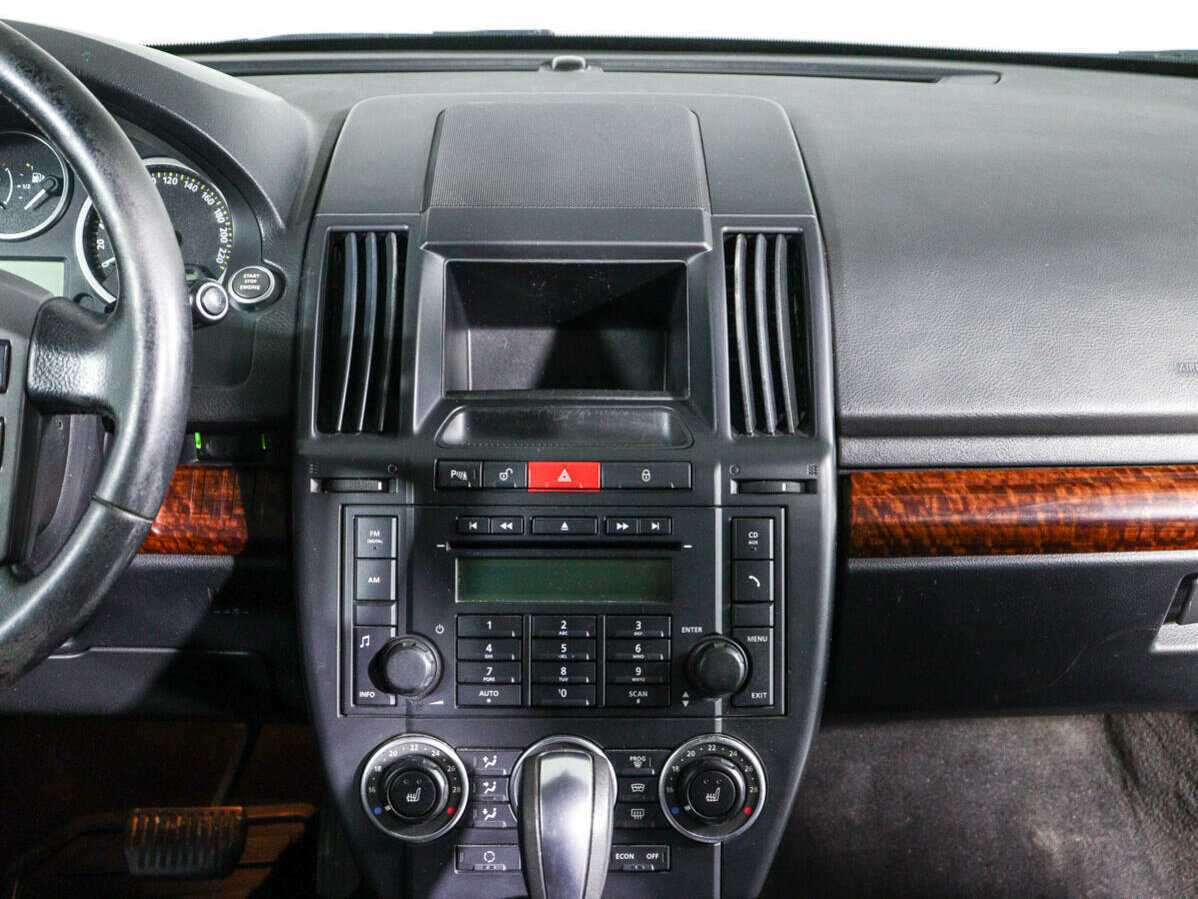 Land Rover Freelander с пробегом — 2008 год. Фото: #9