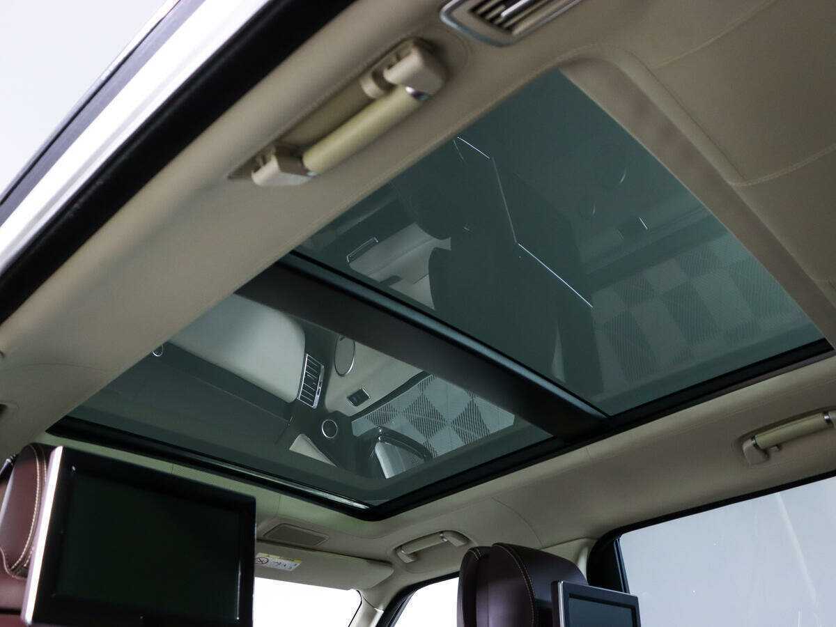 Land Rover Range Rover с пробегом — 2016 год. Фото: #22