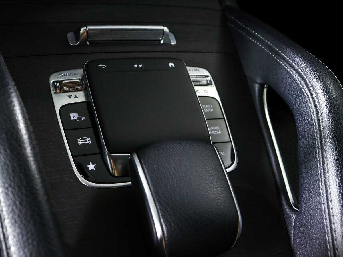 Mercedes-Benz GLE с пробегом — 2019 год. Фото: #18