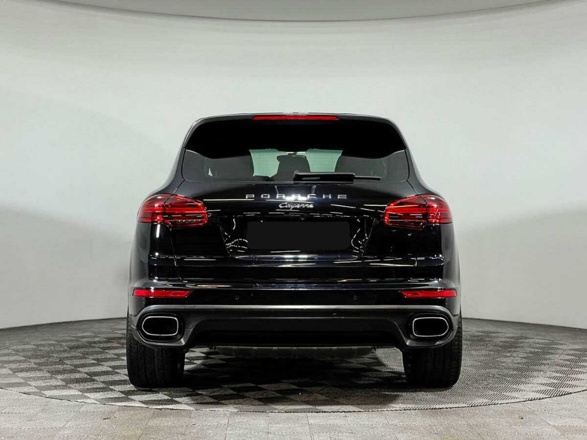 Porsche Cayenne с пробегом — 2015 год. Фото: #5
