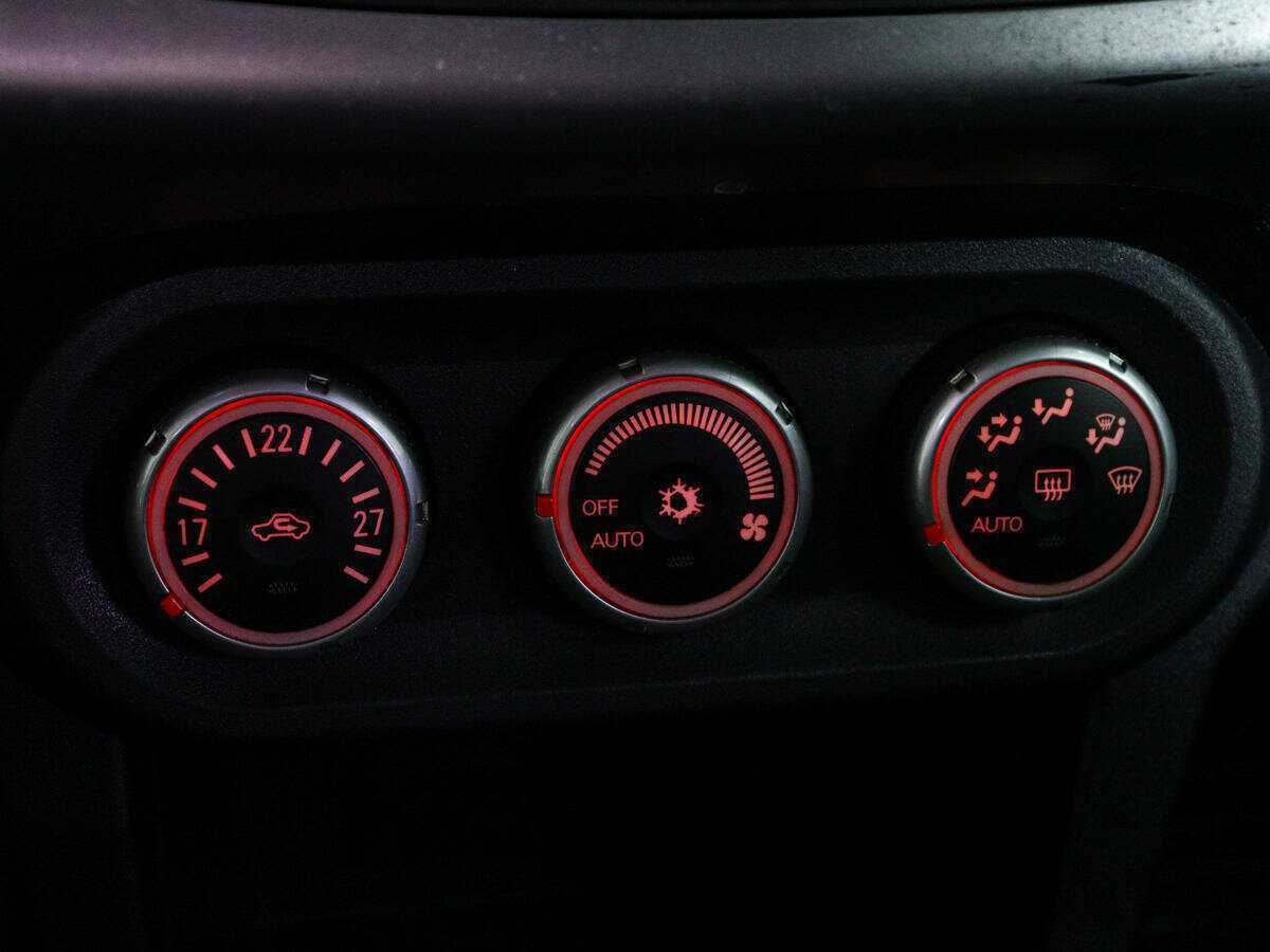 Mitsubishi Lancer с пробегом — 2008 год. Фото: #13