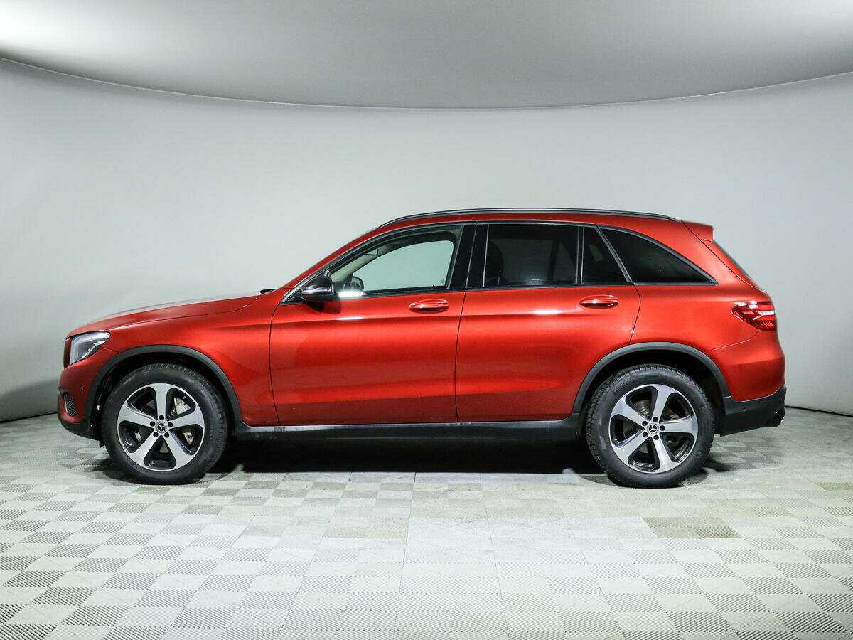 Mercedes-Benz GLC с пробегом — 2017 год. Фото: #5