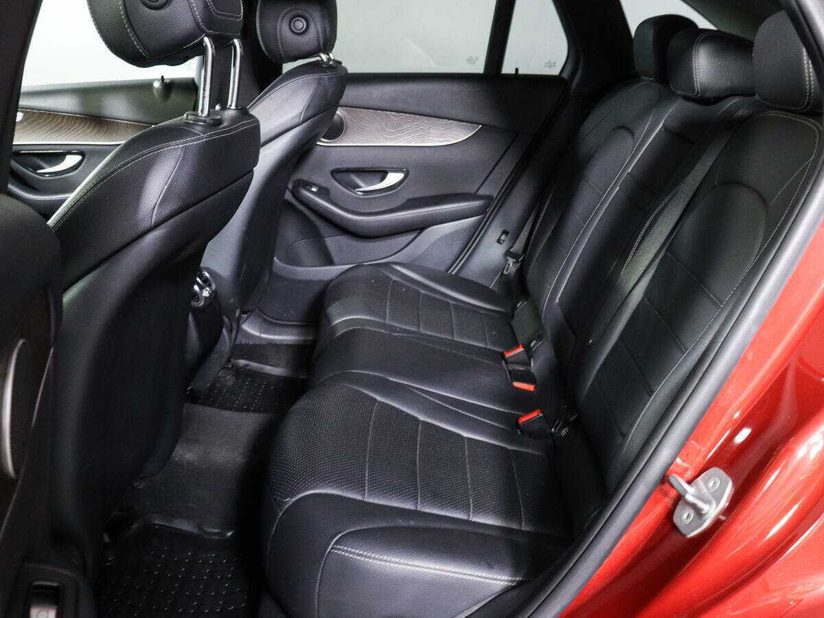 Mercedes-Benz GLC с пробегом — 2017 год. Фото: #7