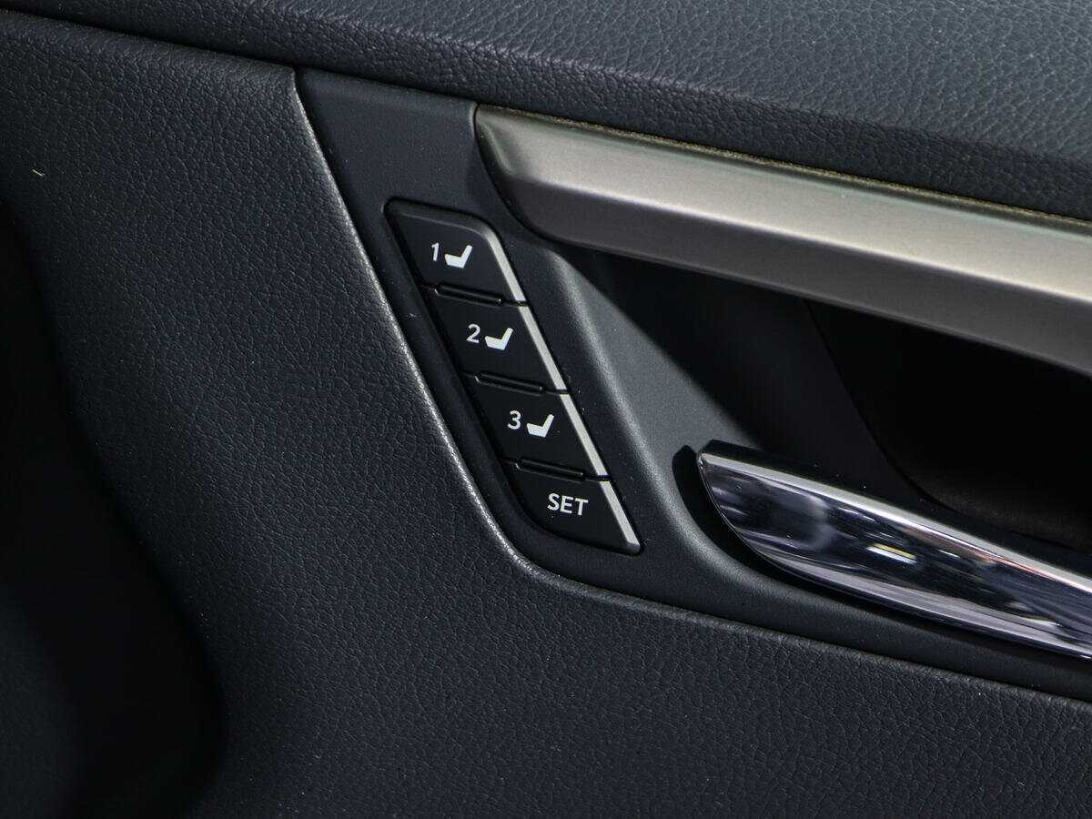 Lexus RX с пробегом — 2017 год. Фото: #16