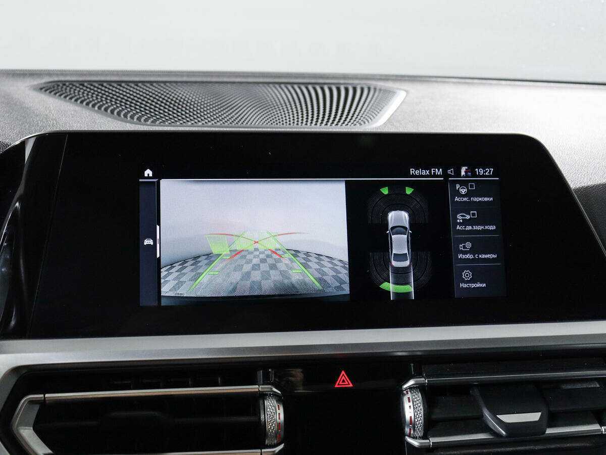 BMW 3 серии с пробегом — 2020 год. Фото: #14