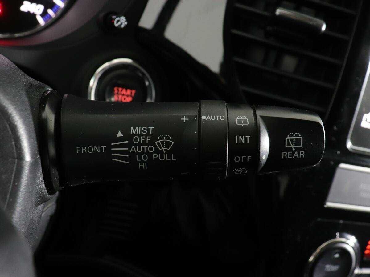 Mitsubishi Outlander с пробегом — 2019 год. Фото: #17