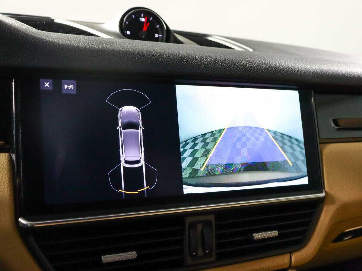 Porsche Cayenne с пробегом — 2018 год. Фото: #28