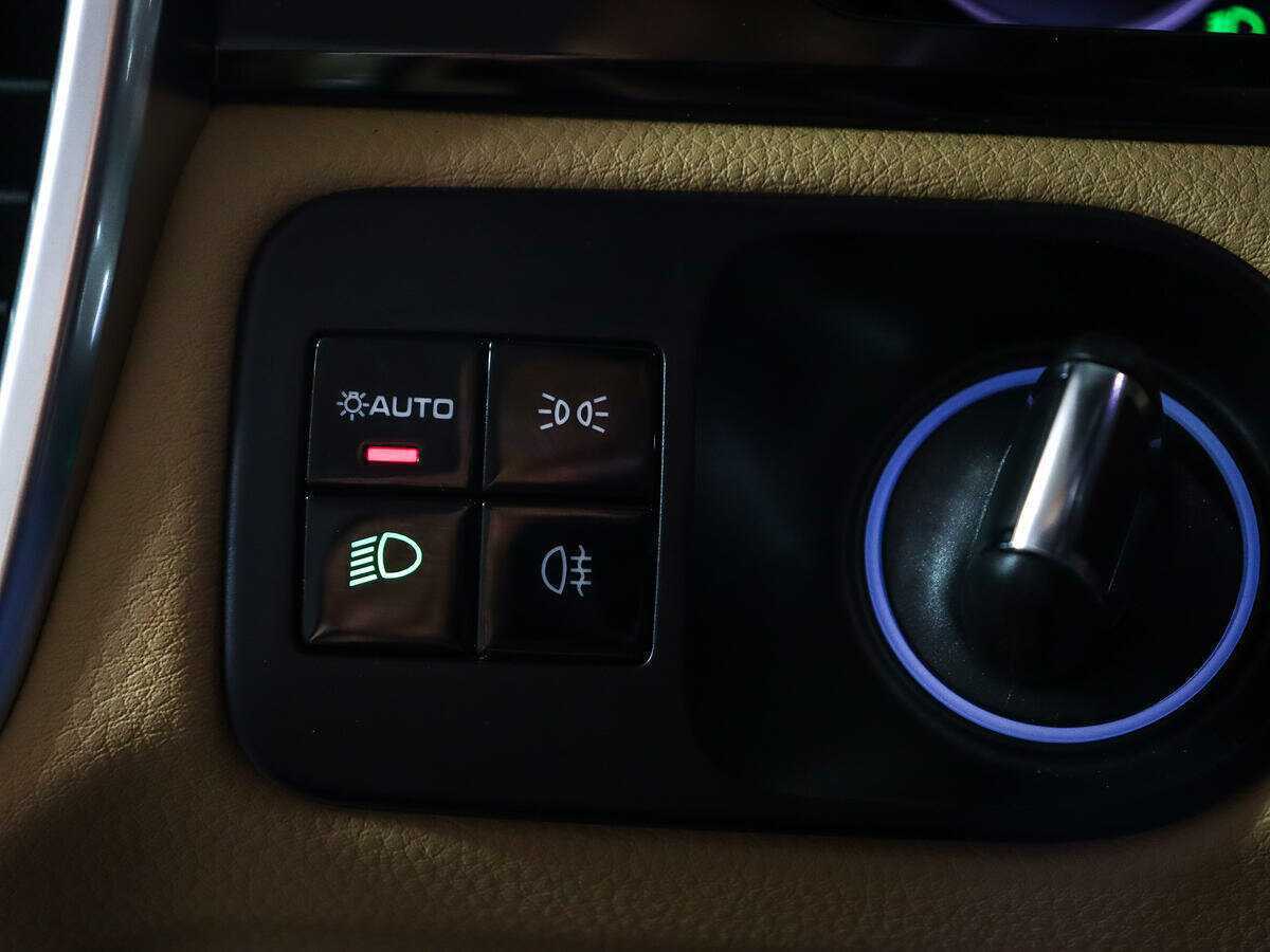 Porsche Cayenne с пробегом — 2018 год. Фото: #31