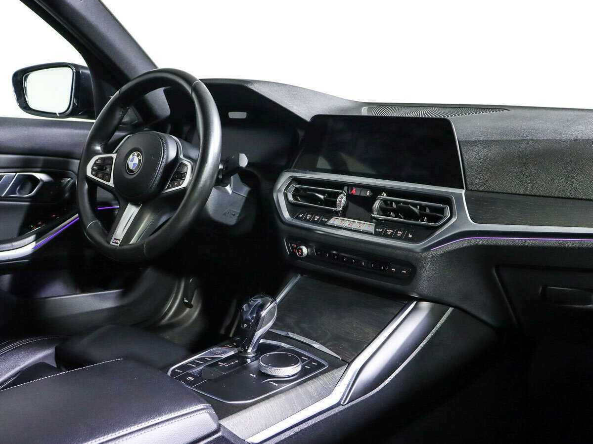 BMW 3 серии с пробегом — 2020 год. Фото: #6