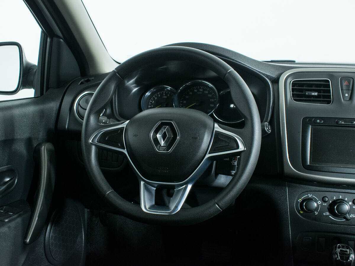 Renault Logan с пробегом — 2019 год. Фото: #11