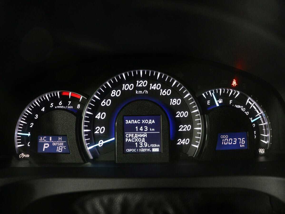 Toyota Camry с пробегом — 2013 год. Фото: #10