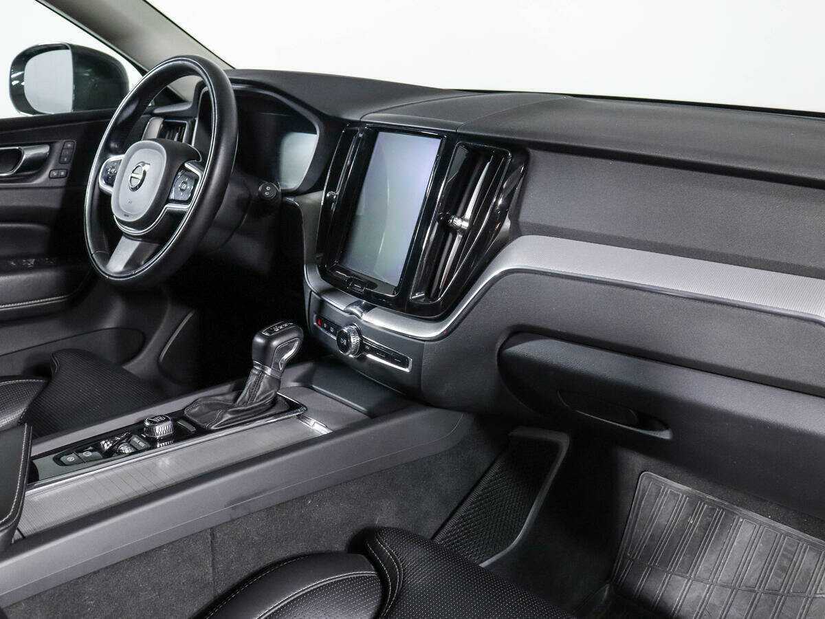 Volvo XC60 с пробегом — 2018 год. Фото: #6