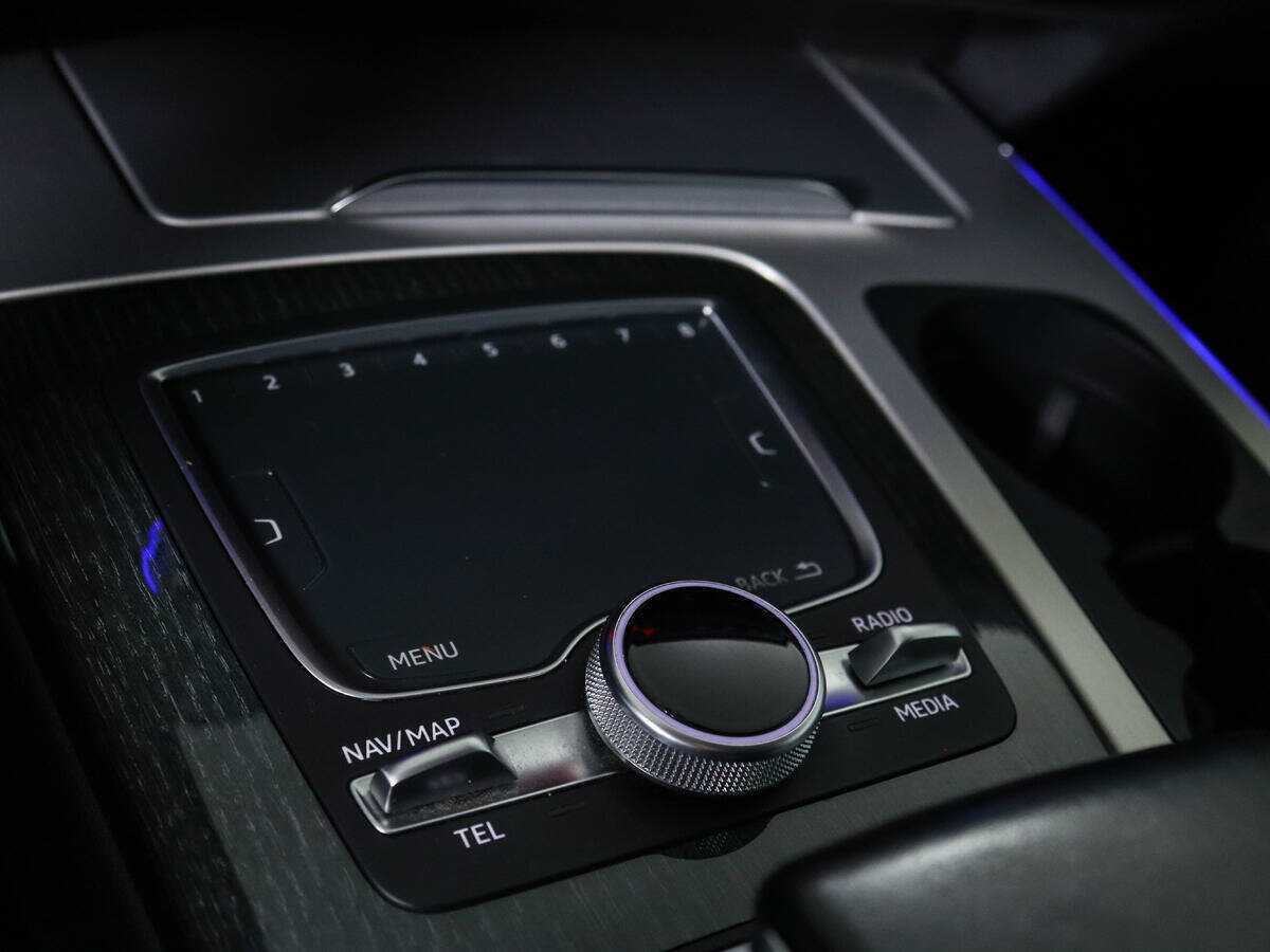 Audi Q7 с пробегом — 2015 год. Фото: #11