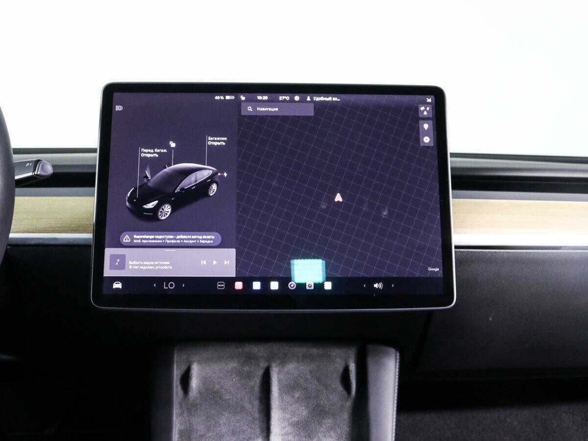 Tesla Model 3 с пробегом — 2022 год. Фото: #12