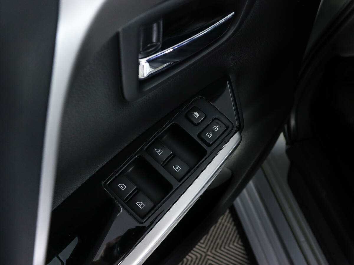 Mitsubishi Pajero Sport с пробегом — 2021 год. Фото: #14