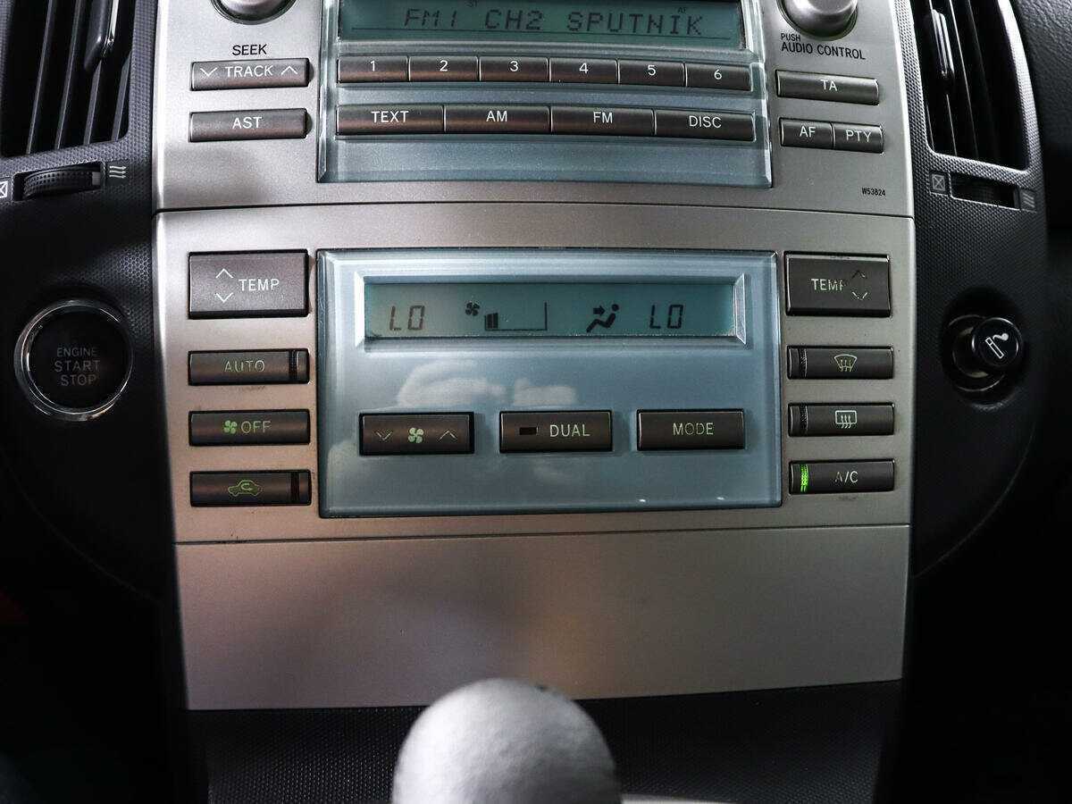 Toyota Corolla Verso с пробегом — 2007 год. Фото: #15