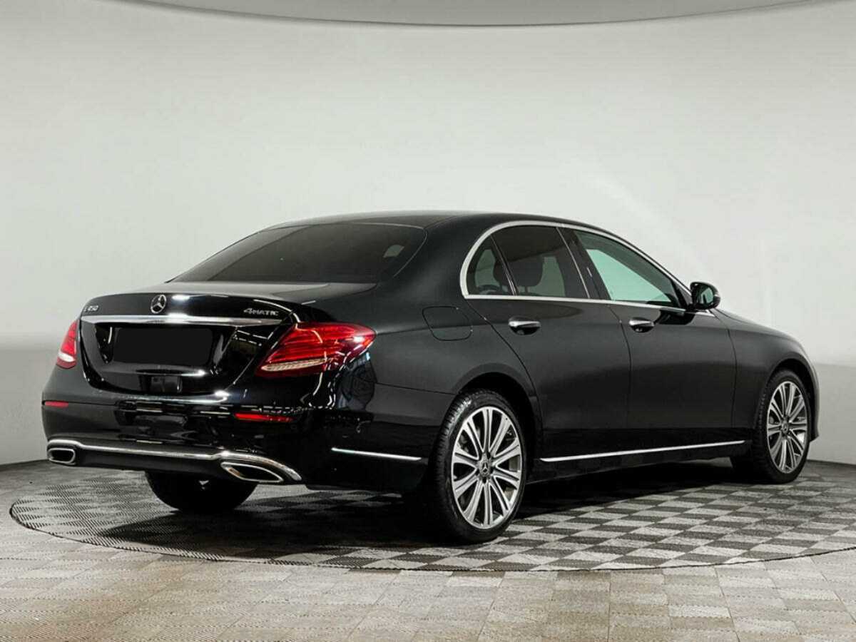 Mercedes-Benz E-Класс с пробегом — 2018 год. Фото: #4