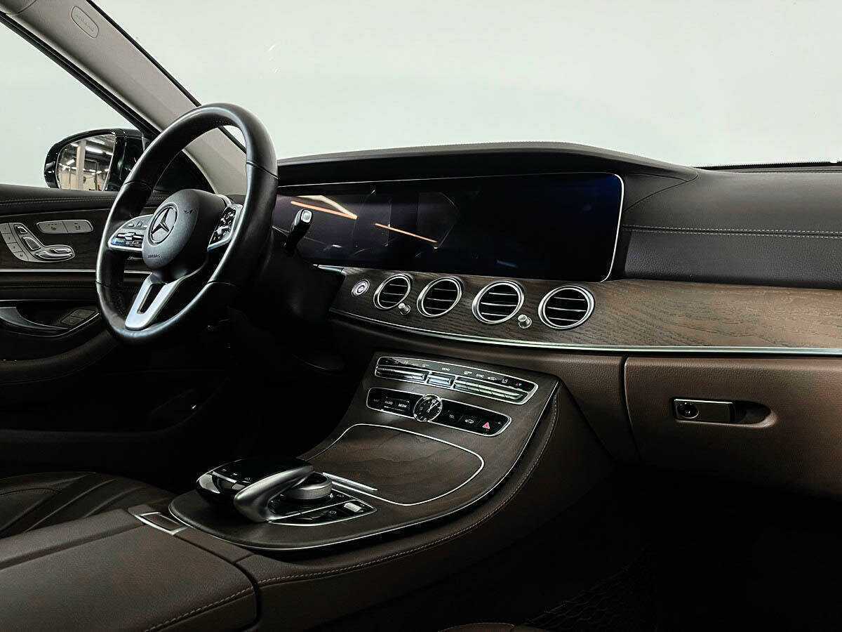 Mercedes-Benz E-Класс с пробегом — 2018 год. Фото: #8