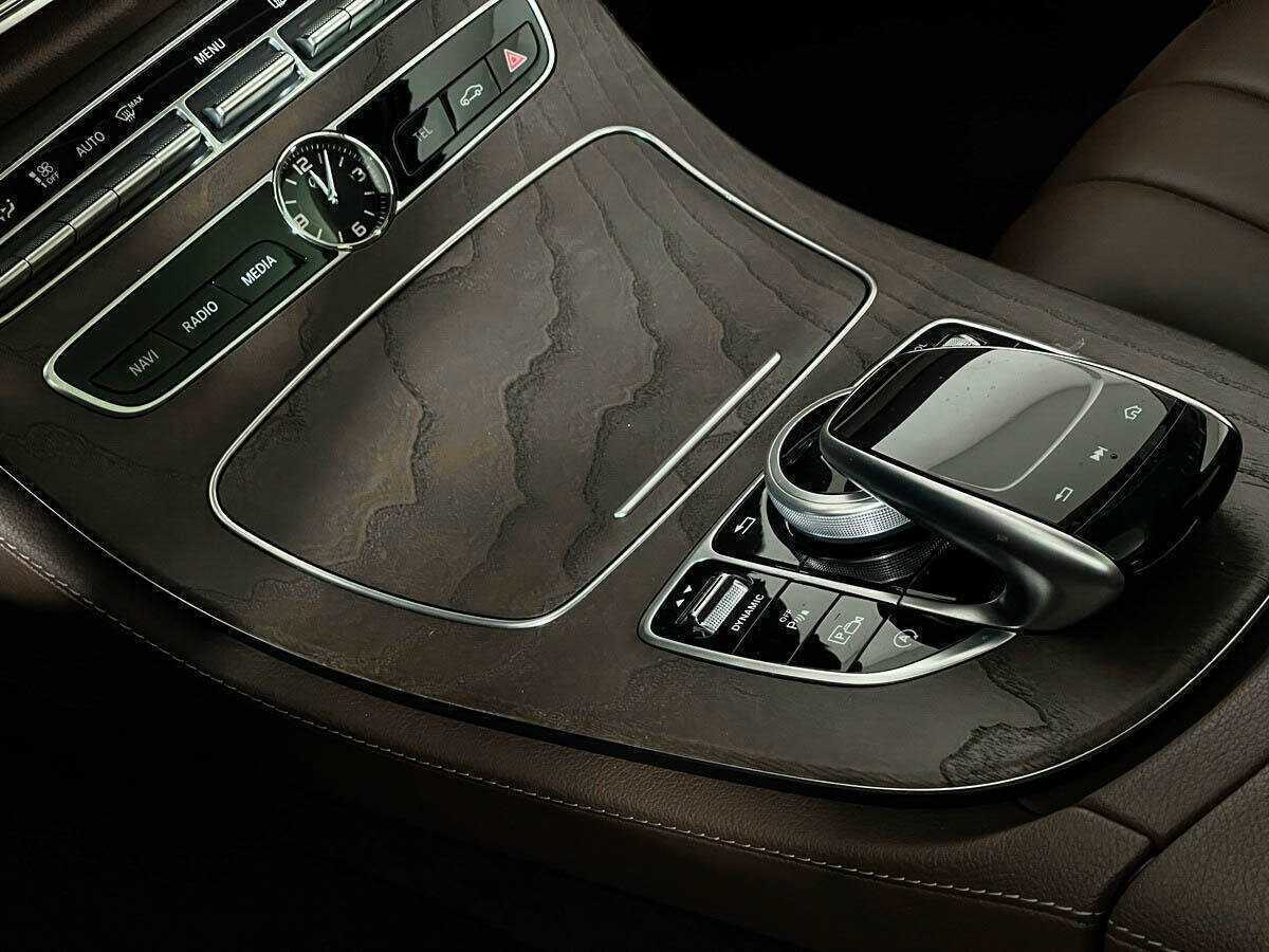 Mercedes-Benz E-Класс с пробегом — 2018 год. Фото: #15