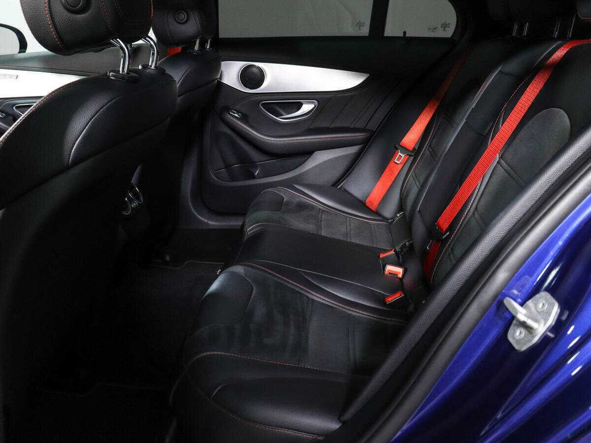 Mercedes-Benz C-Класс AMG с пробегом — 2016 год. Фото: #9