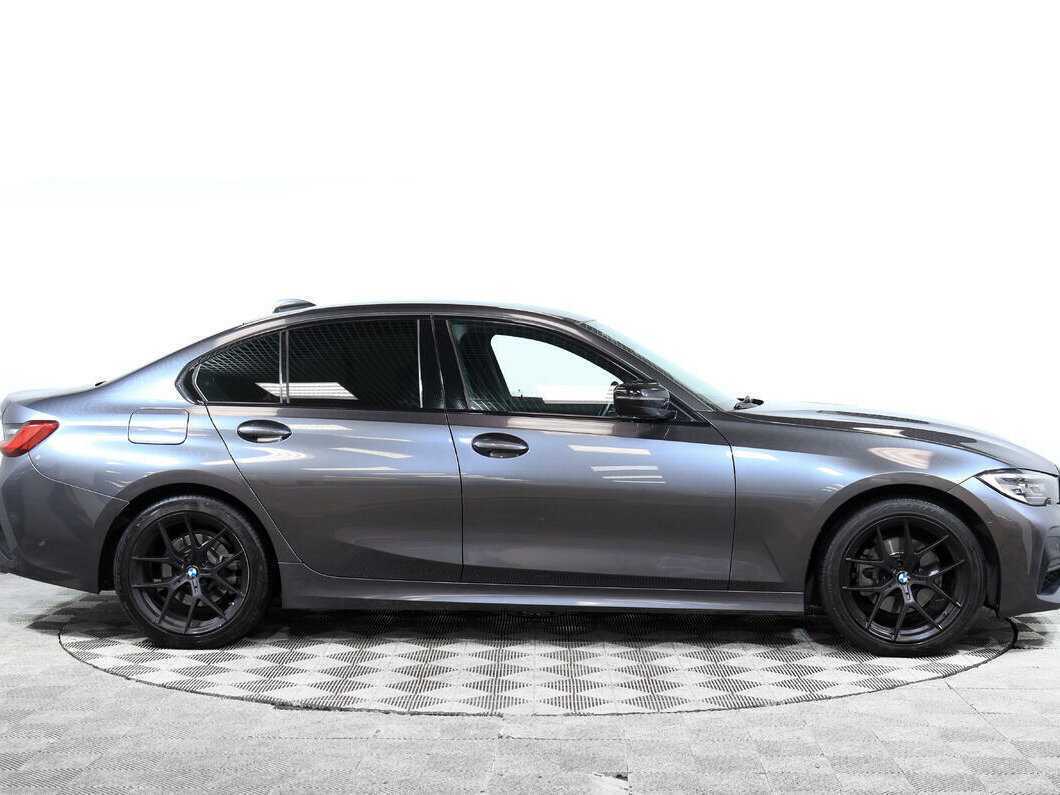 BMW 3 серии с пробегом — 2020 год. Фото: #2