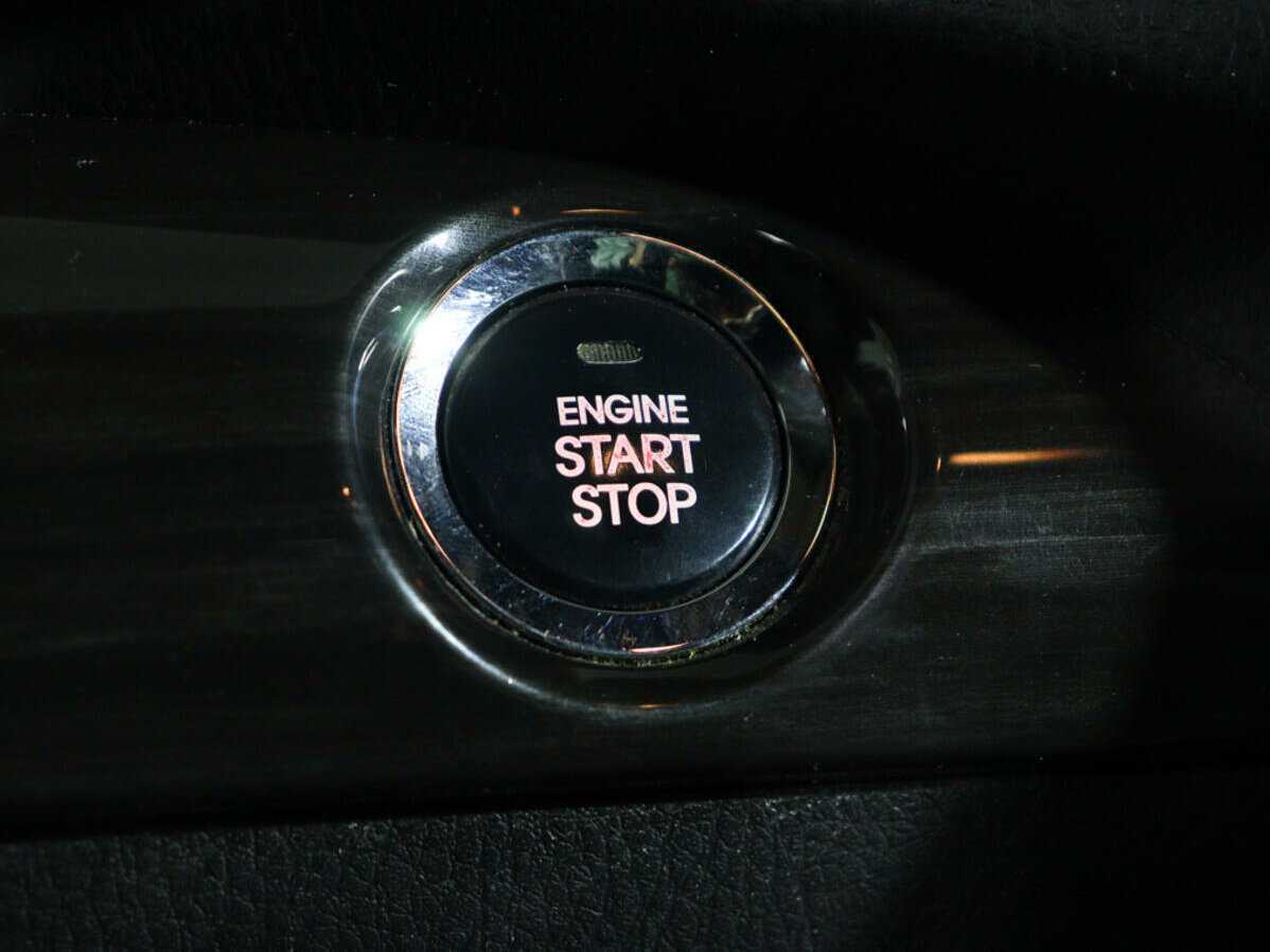 Kia Sorento с пробегом — 2011 год. Фото: #15