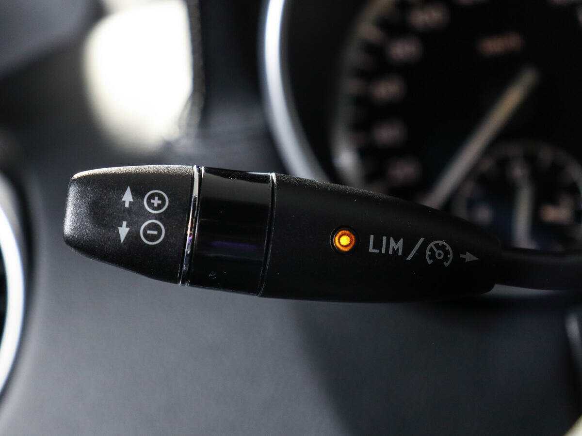 Mercedes-Benz GL-Класс с пробегом — 2012 год. Фото: #18