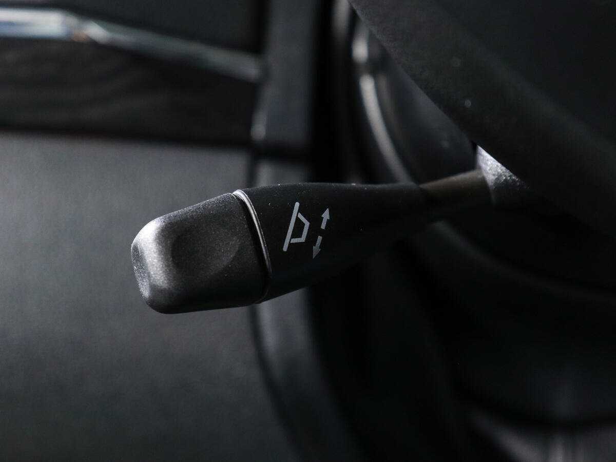 Mercedes-Benz GL-Класс с пробегом — 2012 год. Фото: #19