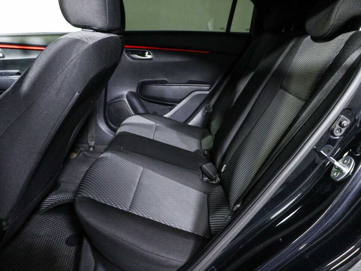 Kia Rio с пробегом — 2019 год. Фото: #7