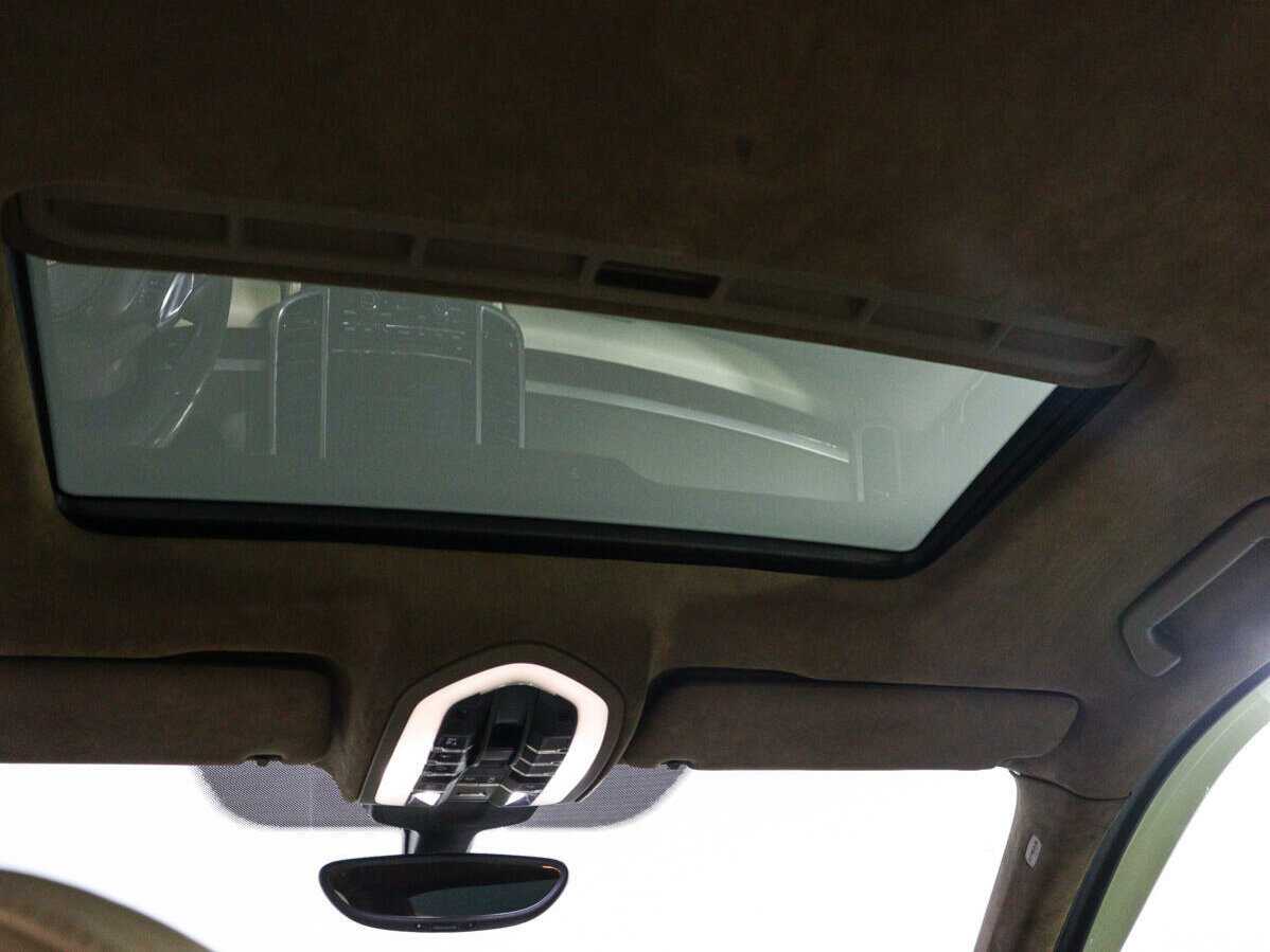 Porsche Cayenne с пробегом — 2011 год. Фото: #14