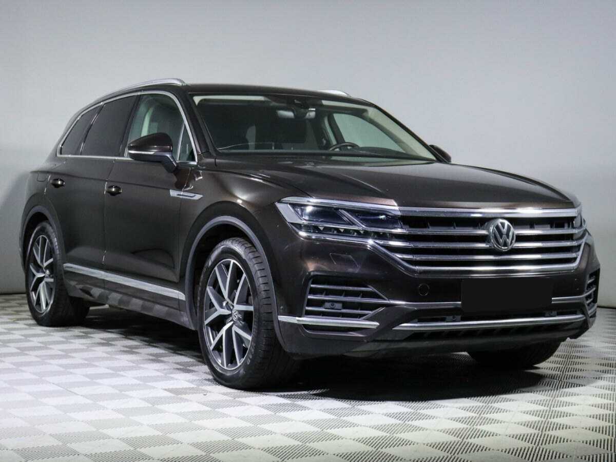 Volkswagen Touareg с пробегом — 2019 год. Фото: #2