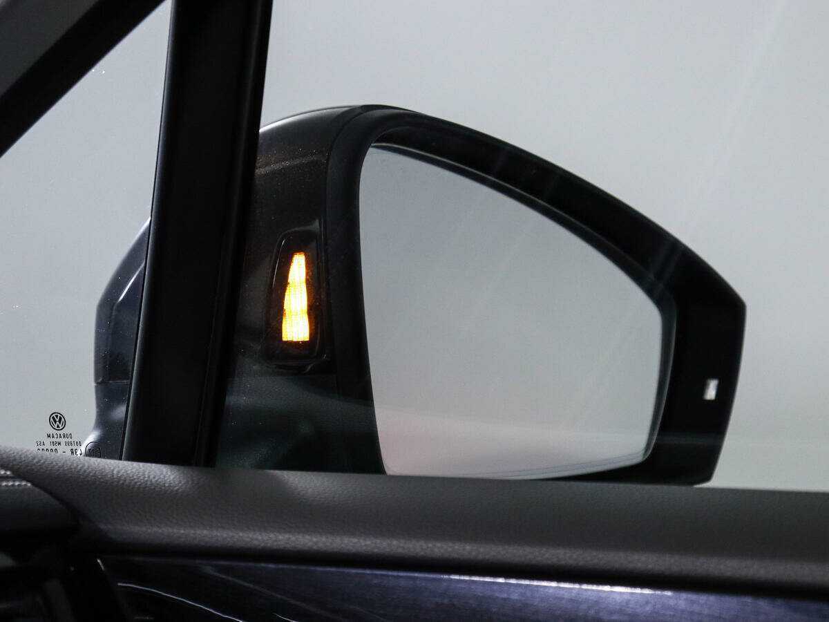 Volkswagen Touareg с пробегом — 2019 год. Фото: #18