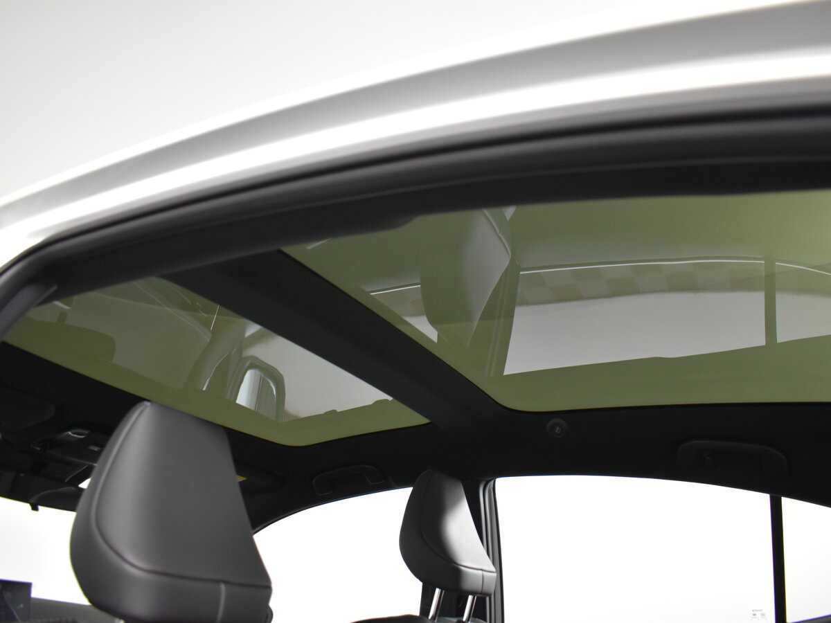 Toyota Camry с пробегом — 2024 год. Фото: #7