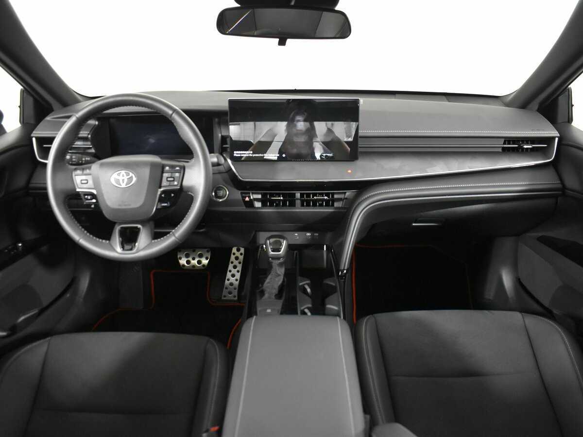 Toyota Camry с пробегом — 2024 год. Фото: #13