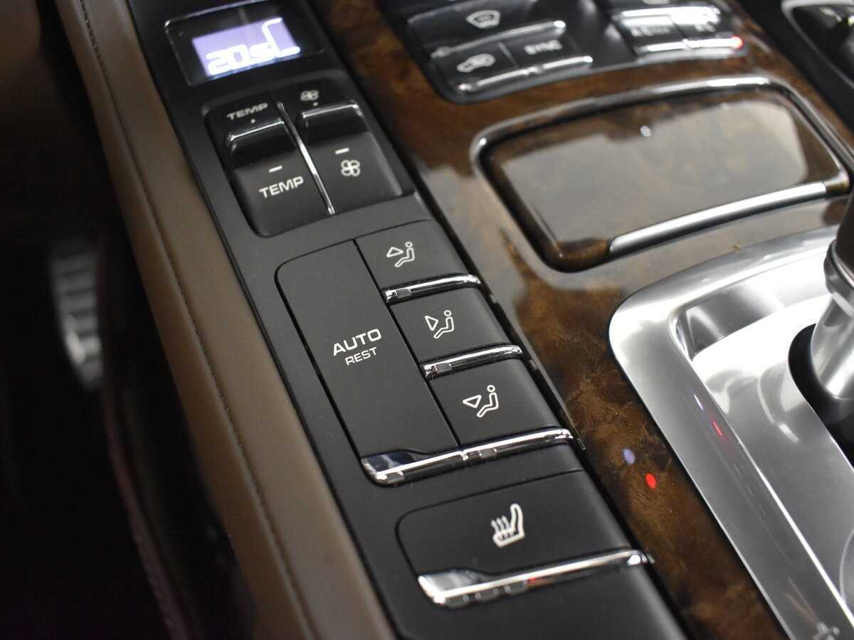 Porsche Cayenne с пробегом — 2015 год. Фото: #20