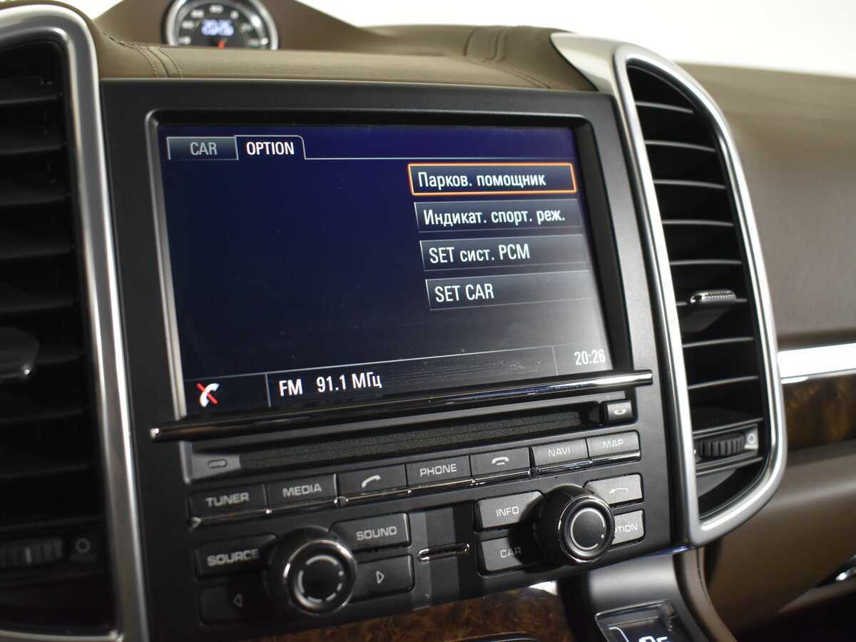 Porsche Cayenne с пробегом — 2015 год. Фото: #23