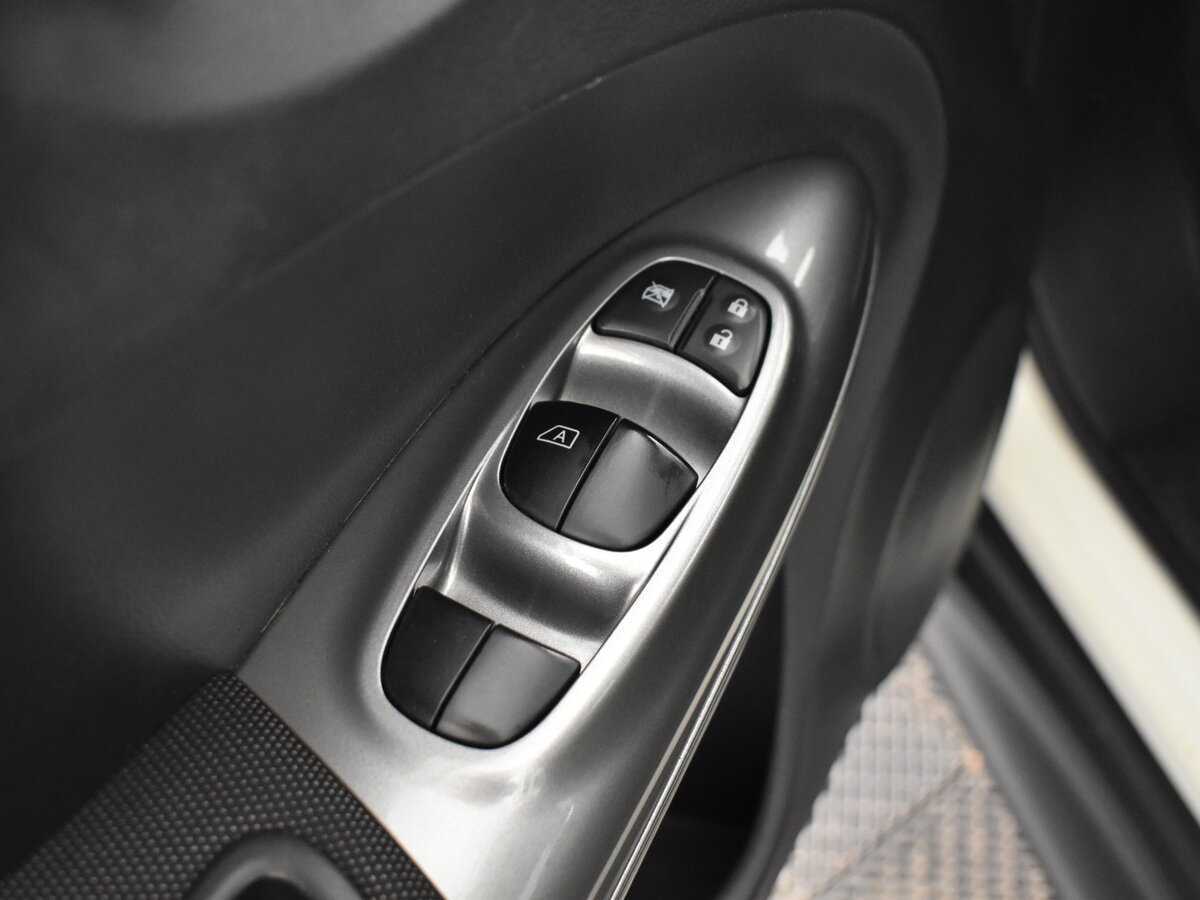 Nissan Juke с пробегом — 2011 год. Фото: #7