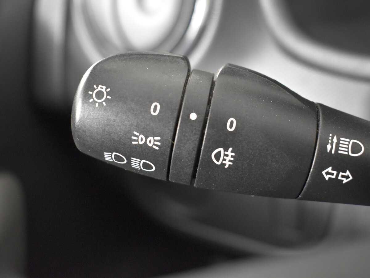 Renault Logan с пробегом — 2020 год. Фото: #15