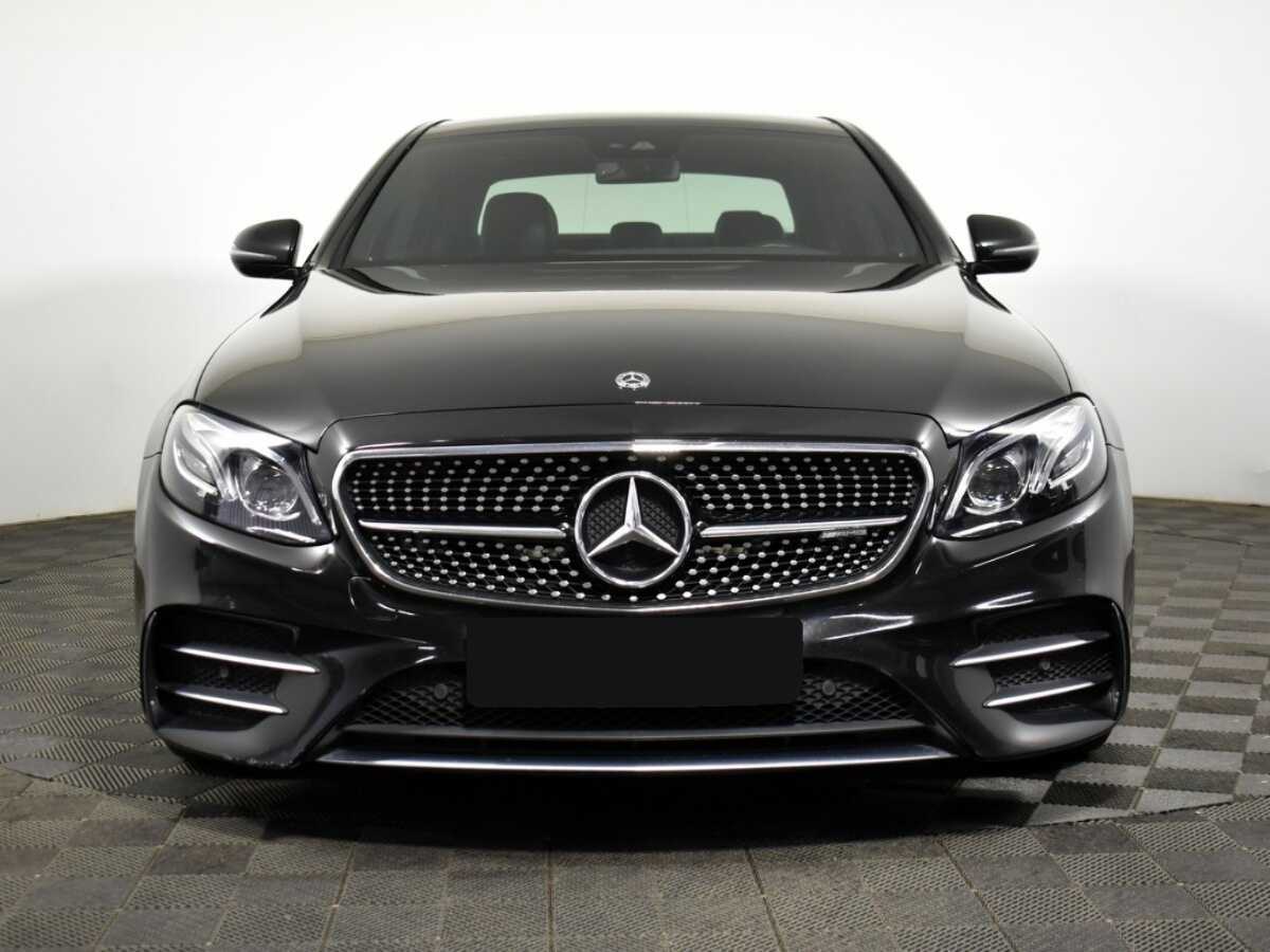 Mercedes-Benz E-Класс AMG с пробегом — 2018 год. Фото: #1