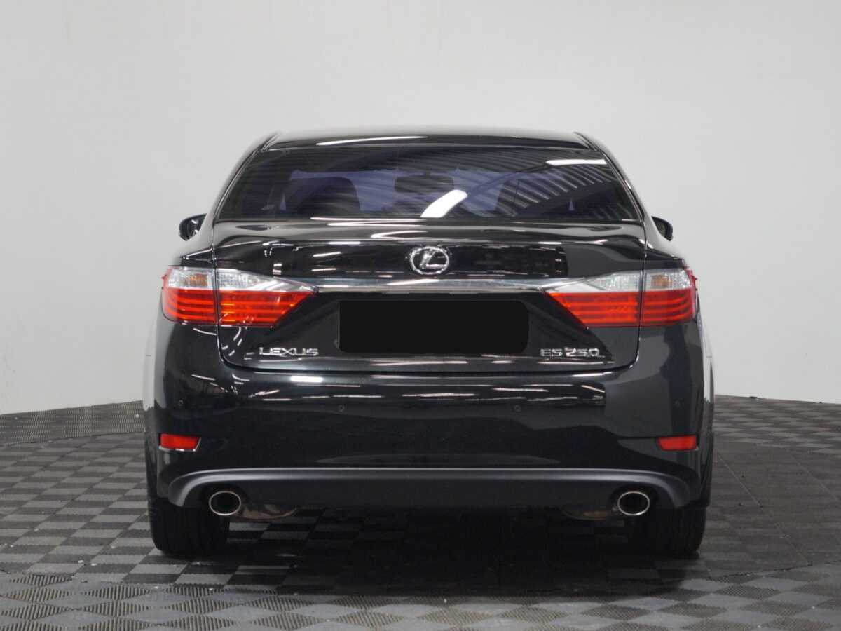 Lexus ES с пробегом — 2012 год. Фото: #4