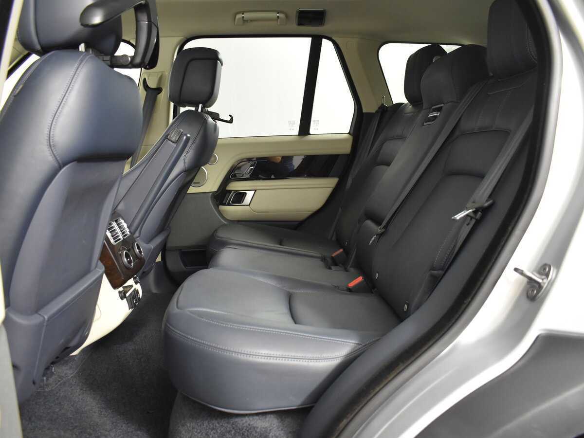 Land Rover Range Rover с пробегом — 2020 год. Фото: #7